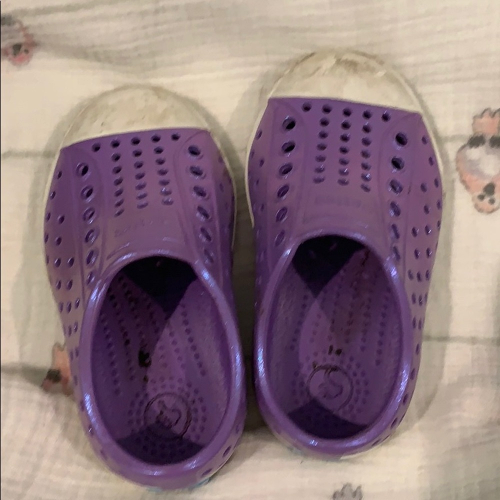 GUC Native Metallic Purple. Size 5